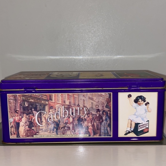 Cadbury's Chocolate Covered Biscuits Tin from 1990's Old World Style - Picture 5 of 12
